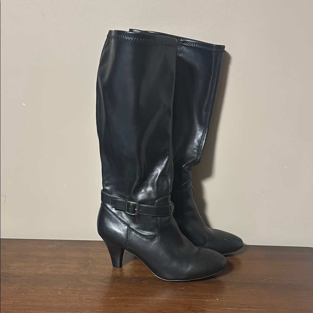 East 5th Black Heeled Boots Classic design with buckle. Womens size 8